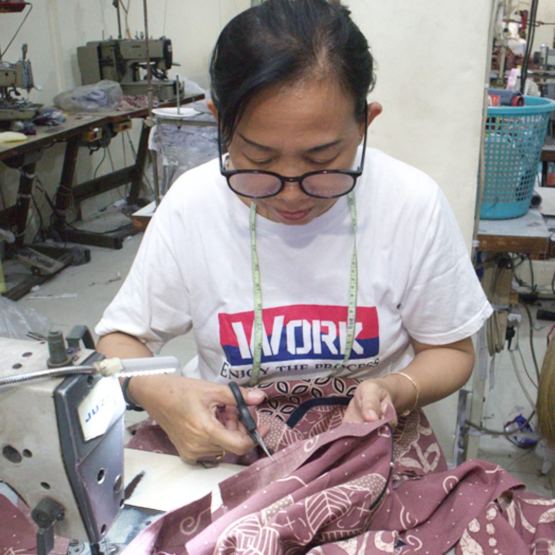 Proses produksi - finishing kain batik